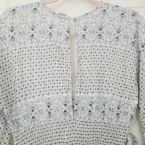 Roxy Floral Blue and White Top - Picture 6 of 6
